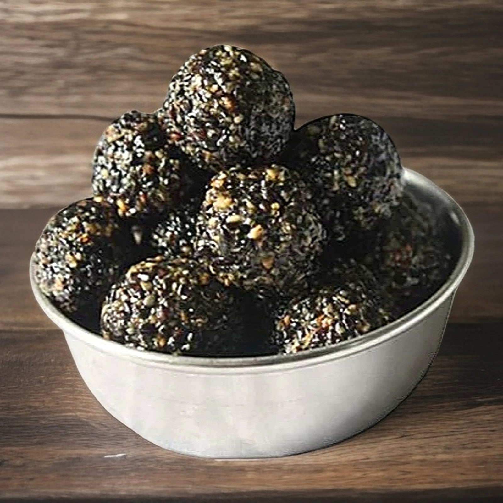 JĀTARAO Black Sesame Chimmili Undalu colour product close-up